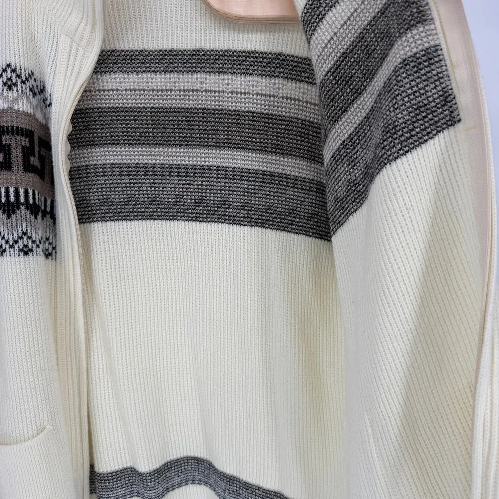 Vintage St Johns Bay Mens Full Zip Cardigan Sweater Cream Greek Key Fair Isle L